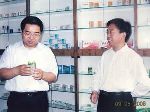 2006年5月9日，時任洛陽市市長連維良到我公司考察